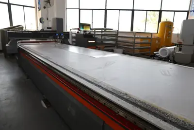 金属板材加工设备工作台面